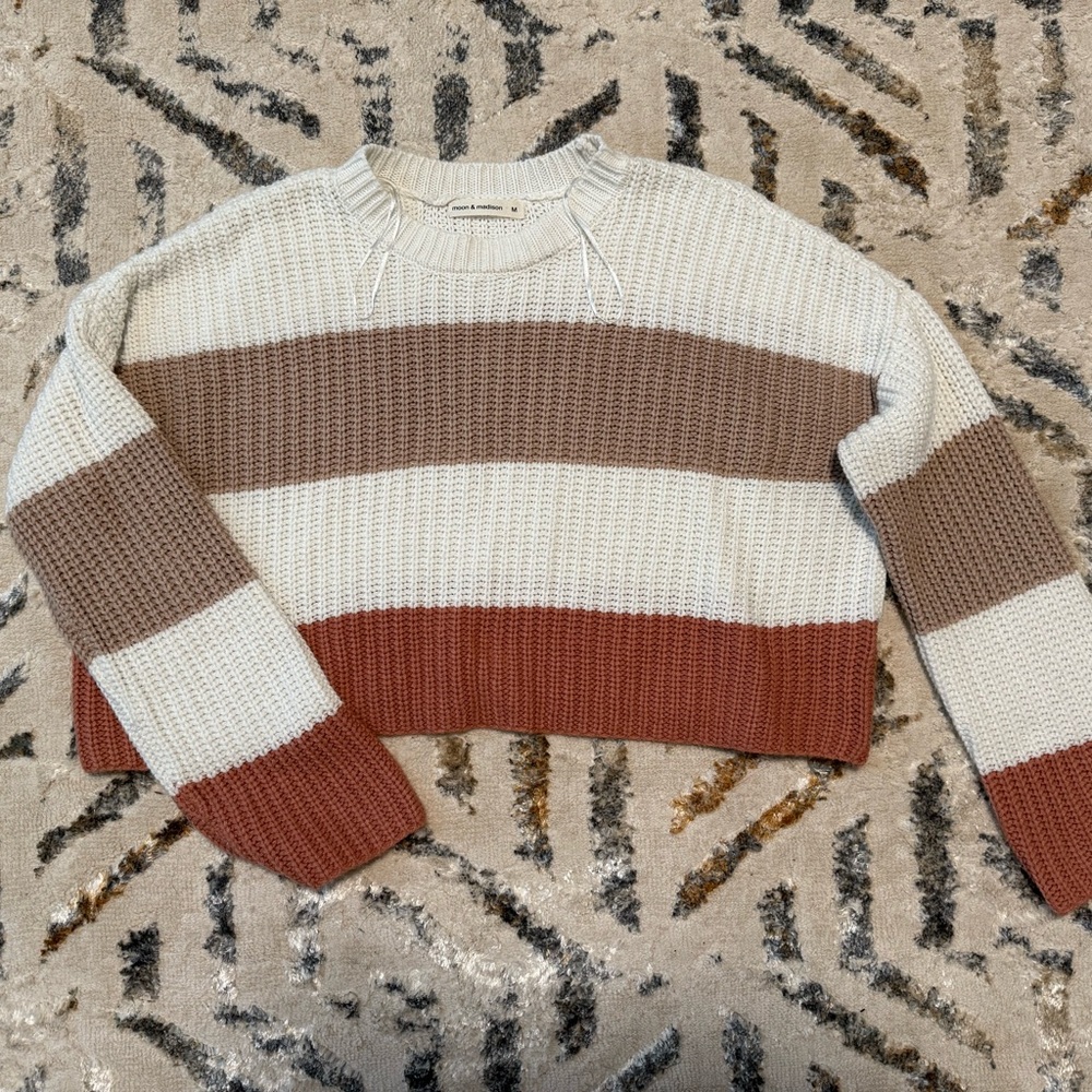 Moon & Madison Cream and Brown Crew Neck Sweater